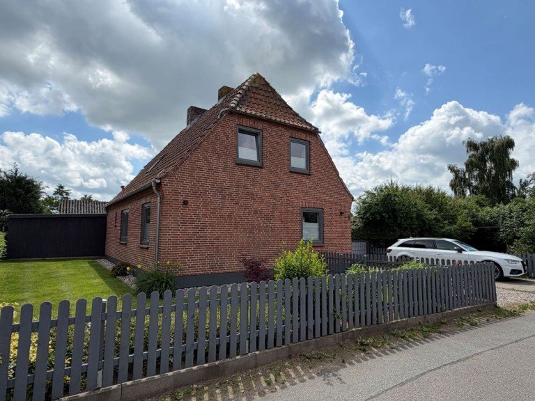 Rieseby Haus **bereits verkauft**Liebevoll modernisiertes Siedlungshaus auf gro�z�gigem Grundst�ck in Rieseby