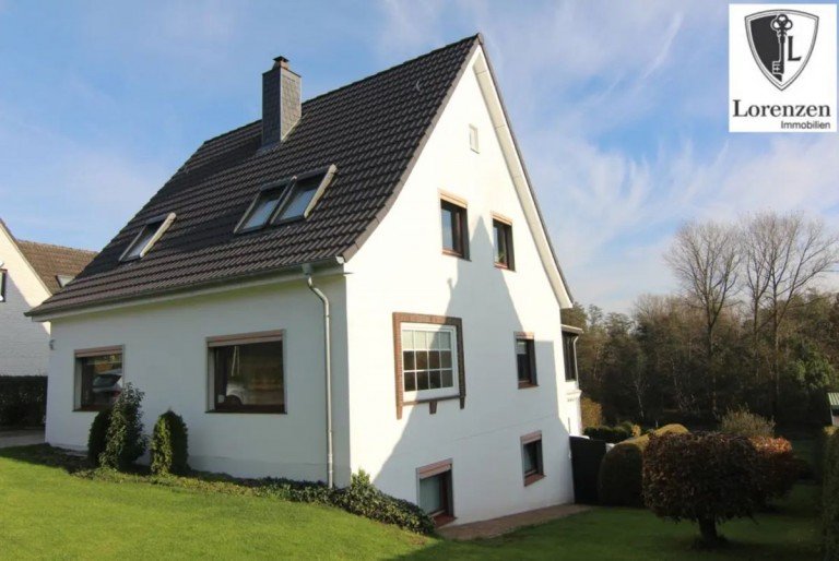 Au�en Einfamilienhaus *Erfolgreich vermittelt* Wohnhaus auf einem traumhaften Grundst�ck in Eckernf�rde/Borby